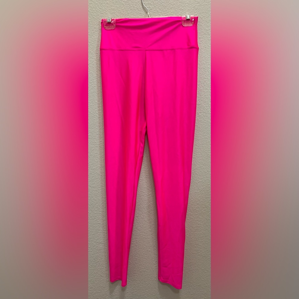 Women's Pink High-Waisted Leggings
AND White Spandex shorts with Pockets